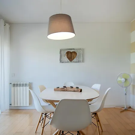 Modern 2-bedroom In Expo Lissabon