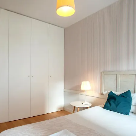 Modern 2-bedroom In Expo Appartement *