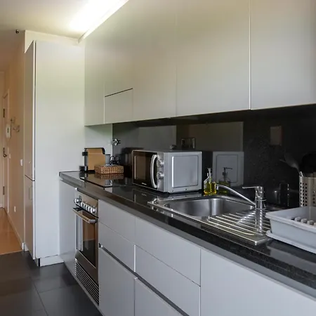 Apartment Modern 2-bedroom In Expo Lisbon